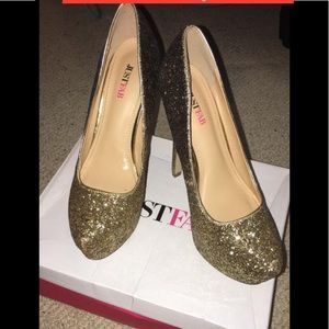 Worn once for sweetheart size 7.5 justfab